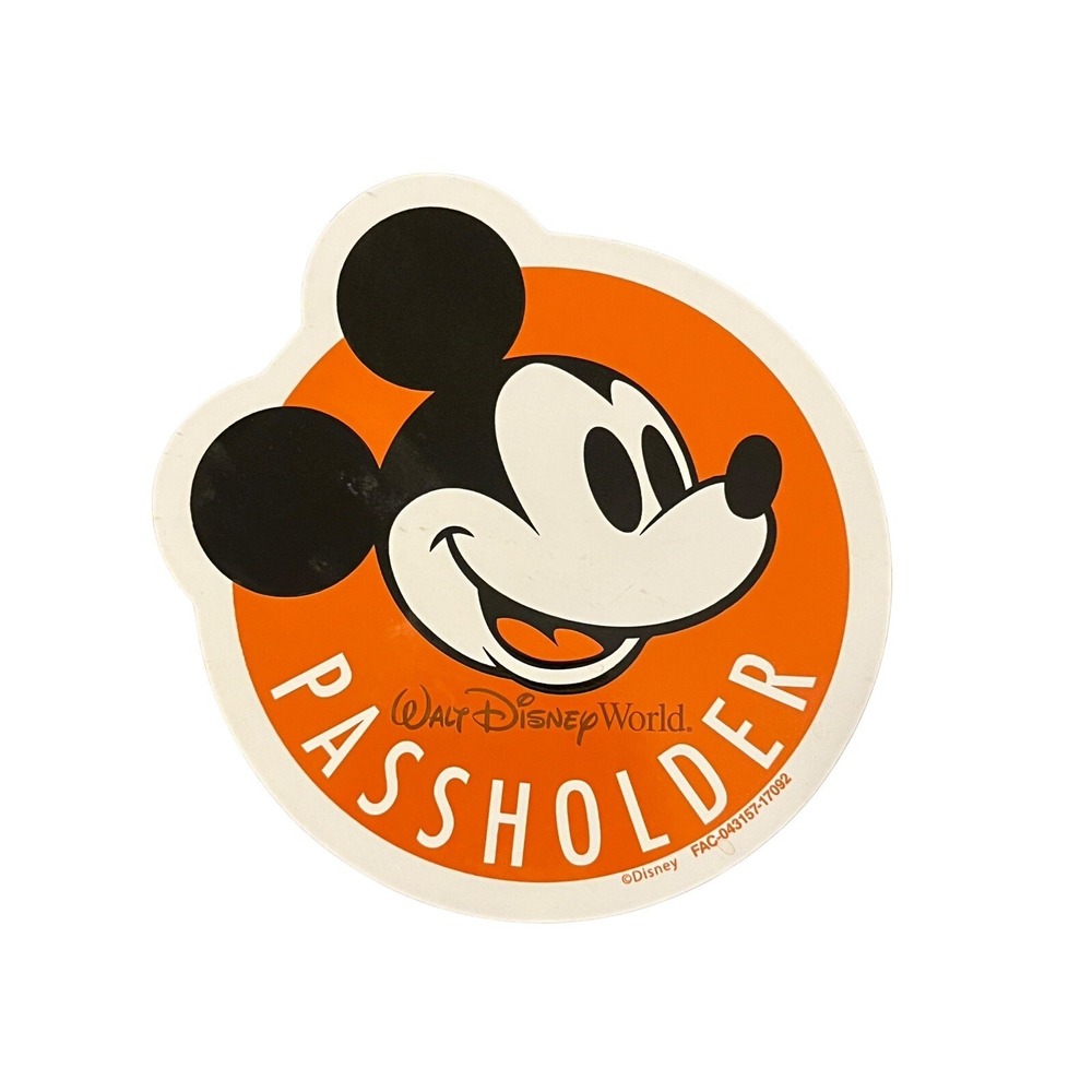 NEW‎ Disney World Annual Passholder Exclusive Mickey Mouse Car Magnet Oval
